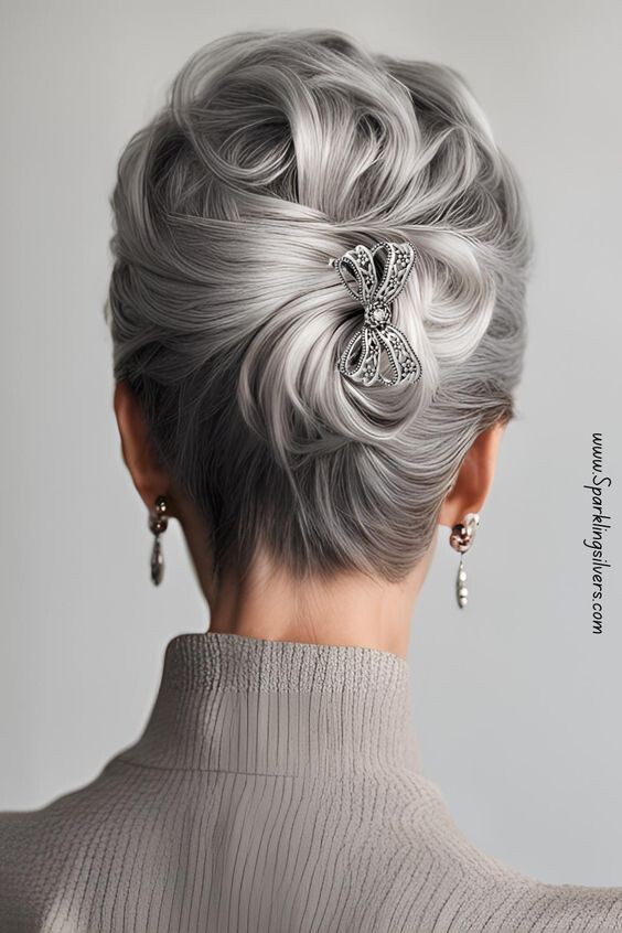 coupe courte femme senior
