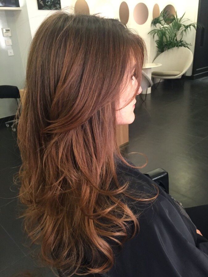 cheveux mi-longs effilés